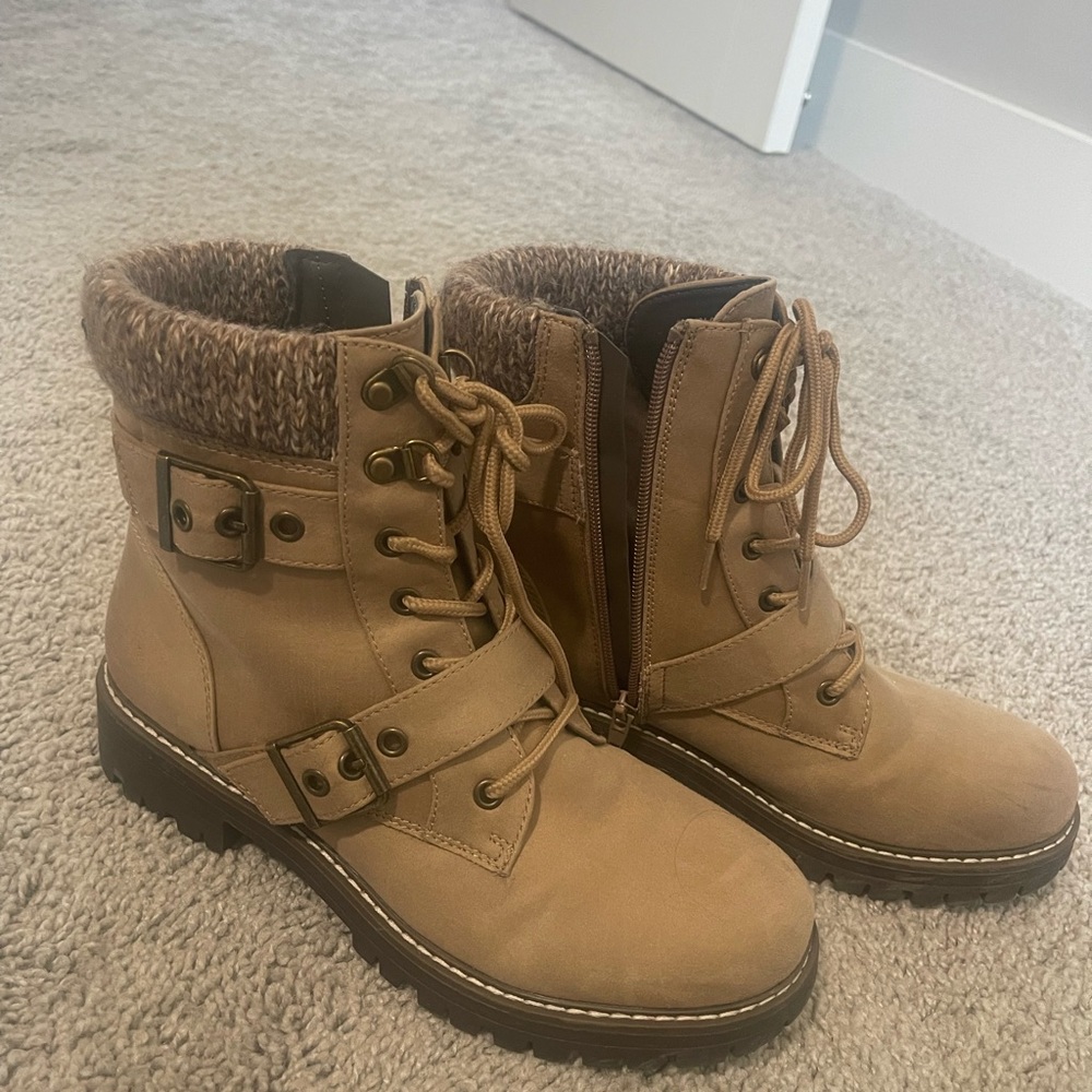 Cliffs boots size 8.5